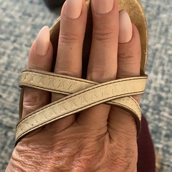 Louis Vuitton sandals - Picture 8 of 14